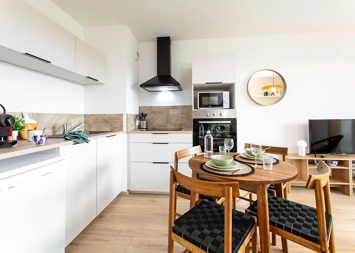 La Belle Vue Apartment *